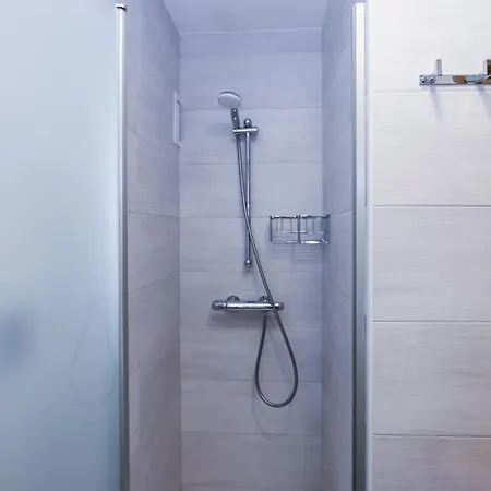 Fores 1 Planet Costa Dorada Апартаменты Камбрильс